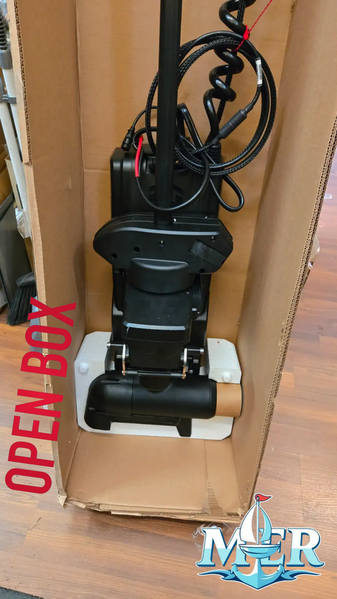 OPEN BOX Minn Kota ULTERRA QUEST 90/115 Brushless Trolling Motor - Image 2