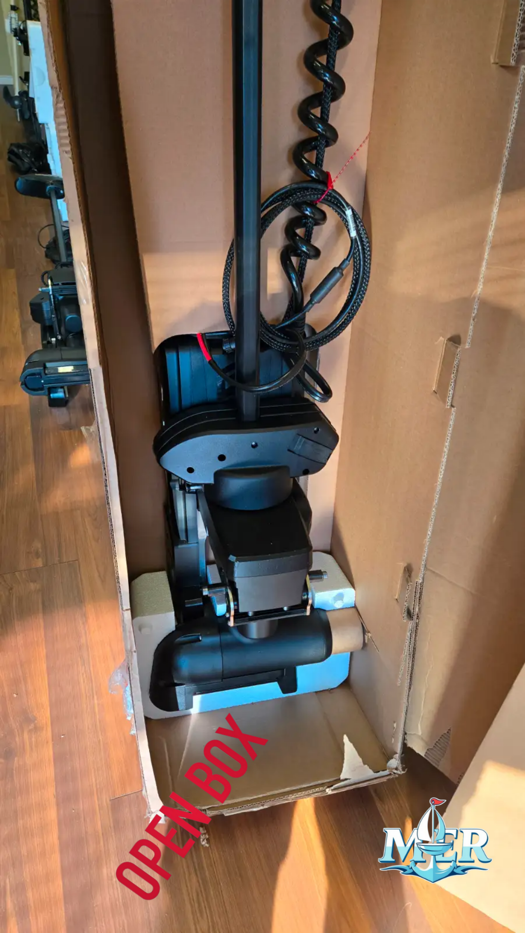 OPEN BOX Minn Kota ULTERRA QUEST 90/115 Brushless Trolling Motor - Image 4
